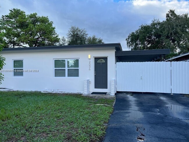 Primary Photo - 3 bedroom in Miami FL 33147