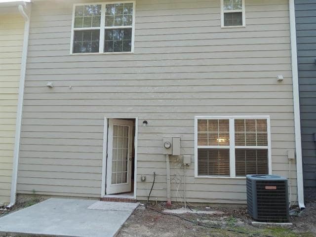 Building Photo - 3196 Cedar Glade Ln NE