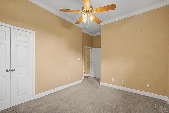Building Photo - 542 S 72nd Ave