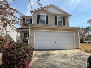 Building Photo - 2350 Mayfair Dr