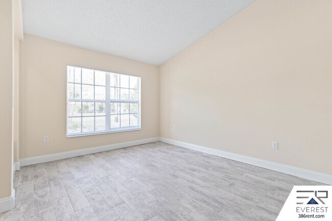 Building Photo - 96 Whispering Pine Dr