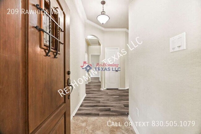 Building Photo - 209 Rawhide Way