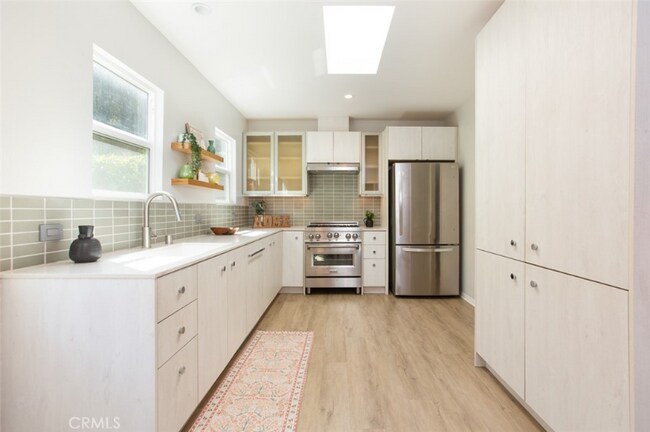Building Photo - 336 Mt Washington Dr