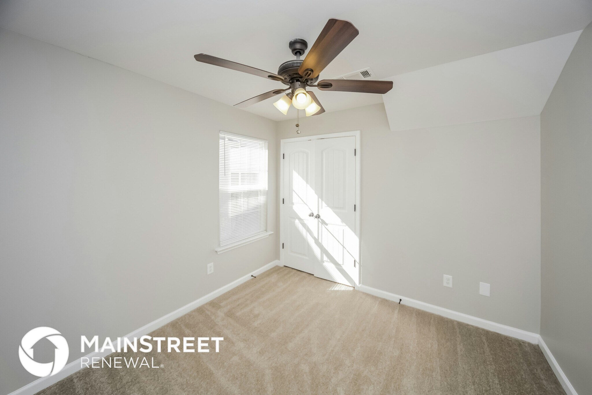 Building Photo - 10216 Sterling Ridge Dr