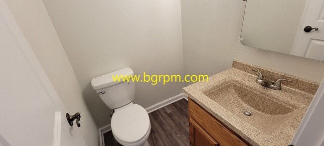 Building Photo - 3 BD, 1 1/2 BA home in Lonoke