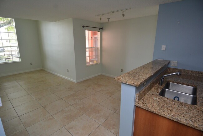 Building Photo - 1385 Crystal Way