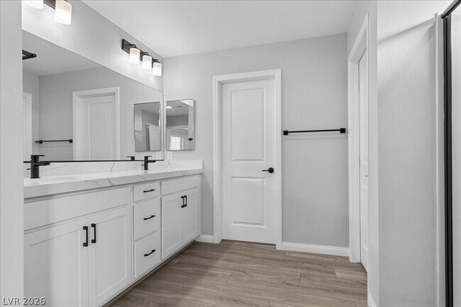 Building Photo - 10423 Stroma Ave