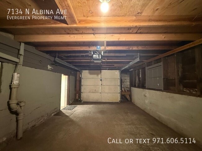 Building Photo - 7134 N Albina Ave