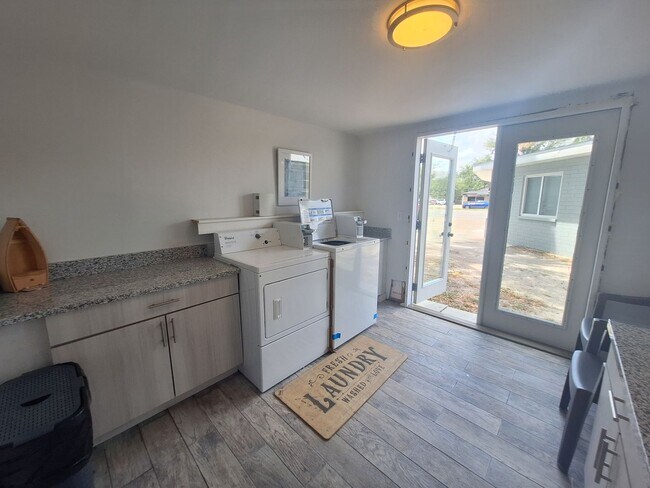 Building Photo - NSB FURNISHED EFFICIENCY UNIT-ALL UTILITIES INCLUDED INCLUDING WI-FI!