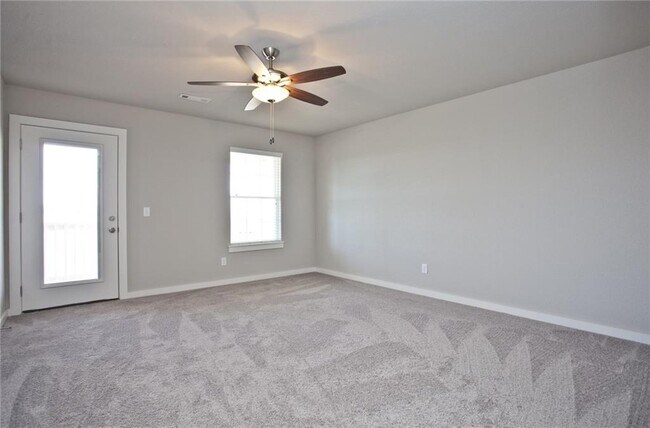 Building Photo - 3811 SW Peachwood Dr