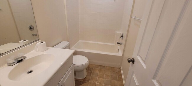 Building Photo - 1262 Garrett Way
