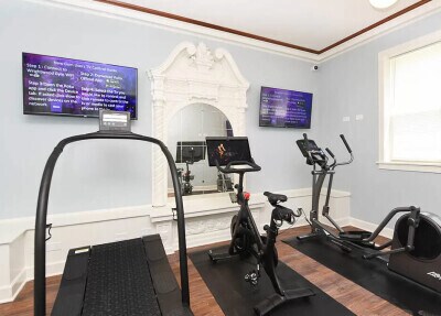 Building Photo - 639 W Wrightwood Ave