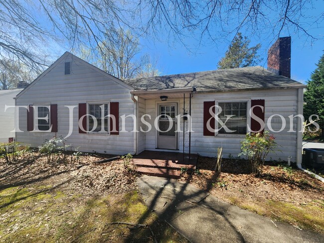 Building Photo - Charming 3-Bedroom Home in Knollwood/Hawth...