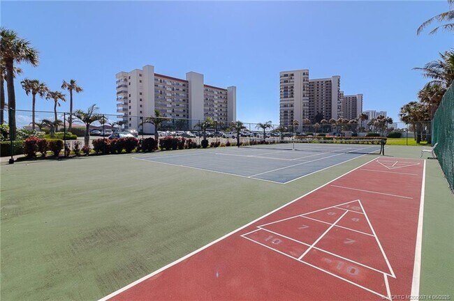 Building Photo - 9490 S Ocean Dr