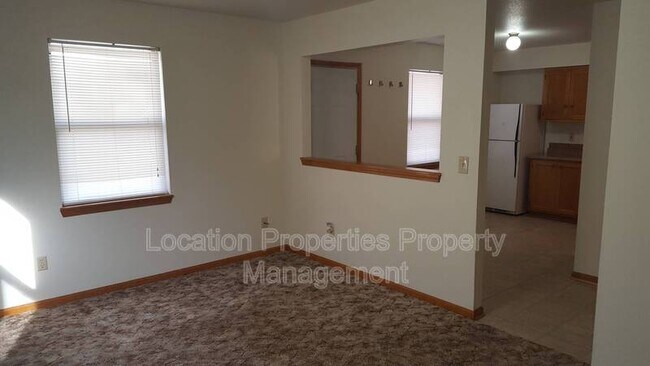 Building Photo - 945 Homewood St