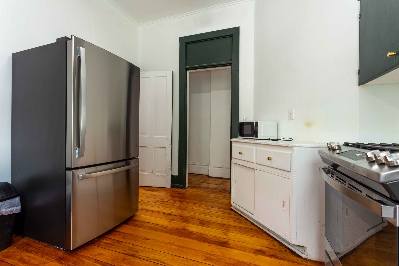 Building Photo - 1658 Iowa St