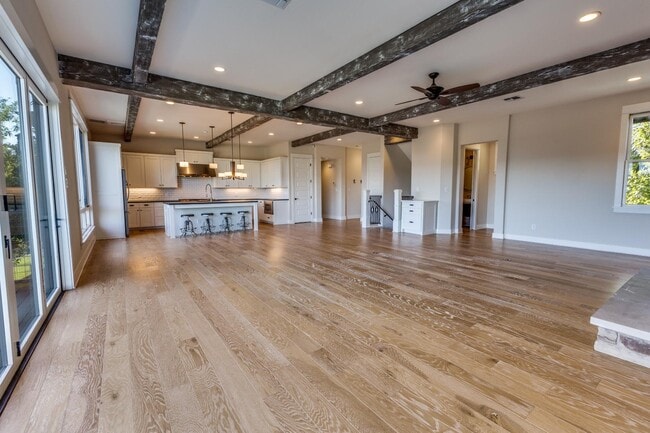 Building Photo - 2217 Seabiscuit Cv