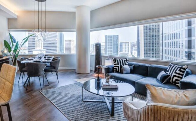 Building Photo - 1 bedroom in Dallas TX 75201