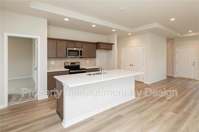 Building Photo - 2326 Legacy Dr