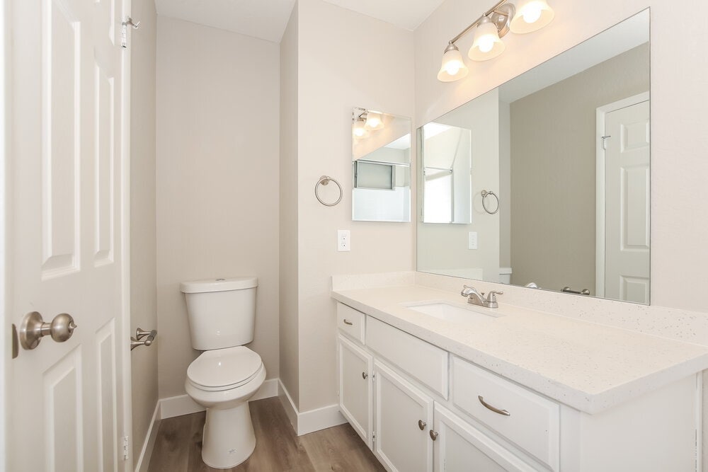Building Photo - 1403 Harmony Hill Dr