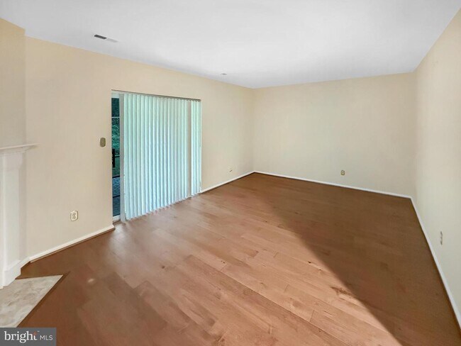 Building Photo - 202 Castletown Rd
