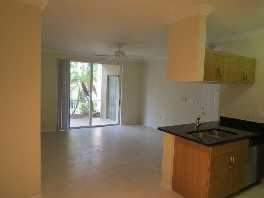 Building Photo - 6533 Emerald Dunes Dr