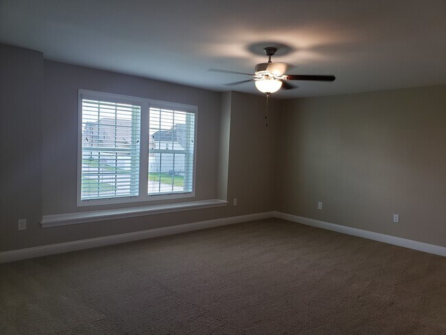 Building Photo - Practically New Home w/Fenced Back Yard Lo...
