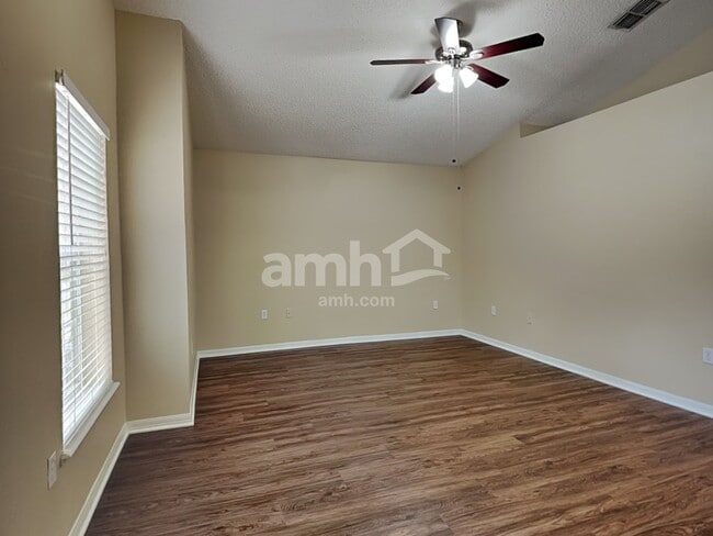 Building Photo - 11331 Ivy Flower Loop