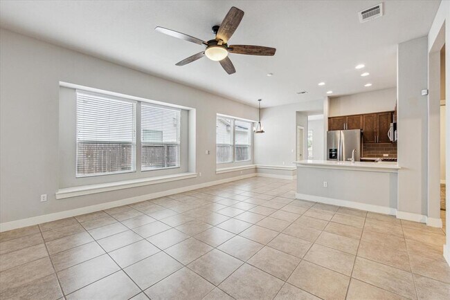 Building Photo - 5412 Gooding Dr
