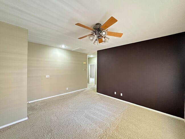Building Photo - Chardonnay #61 By Lewis Homes