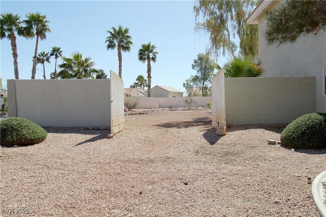 Building Photo - 7613 Mooring Ave