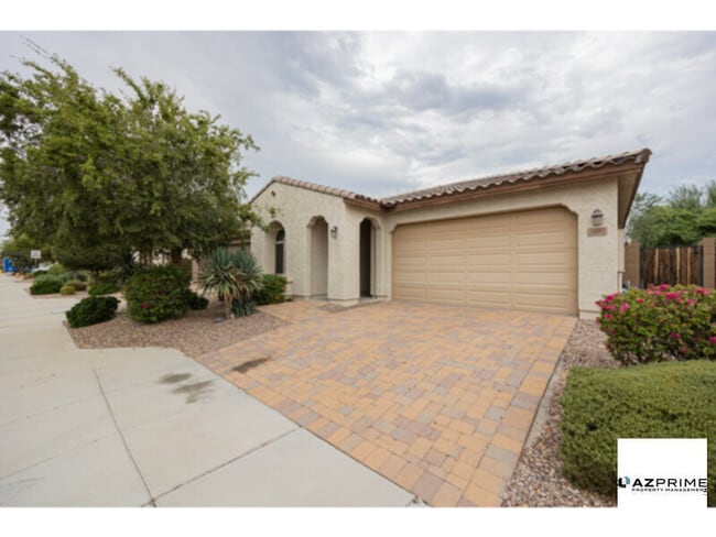 Primary Photo - Discover Refined Peoria Living In This Stunning 3/3 + Den Masterpiece In Sought-After Coldwater Ranc