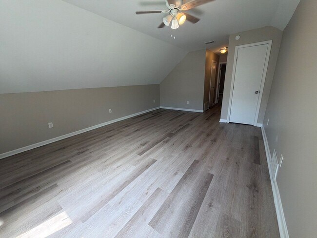 Building Photo - 2253 Mangum Rd
