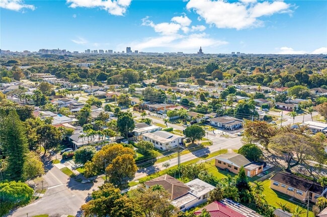 Building Photo - 6060 SW 16th Terrace