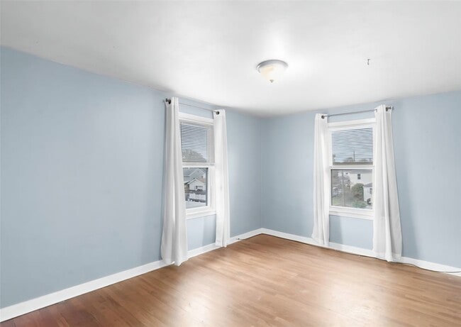 Building Photo - 119 Lincoln Ave