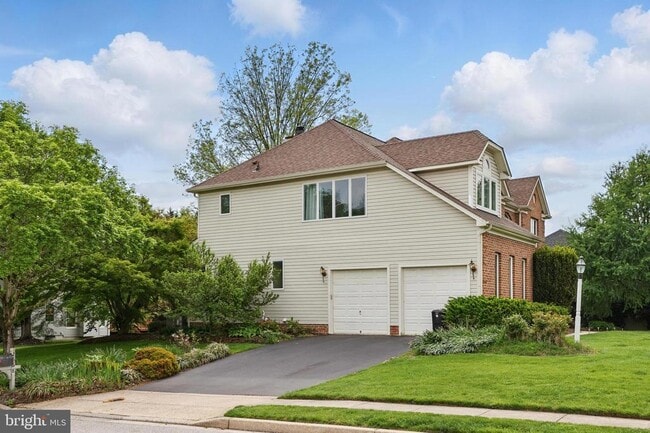 Building Photo - 2868 Pebble Beach Dr