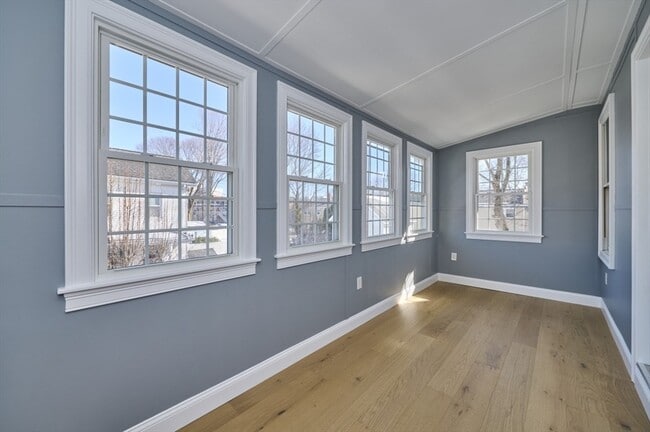 Building Photo - 22 Gould St