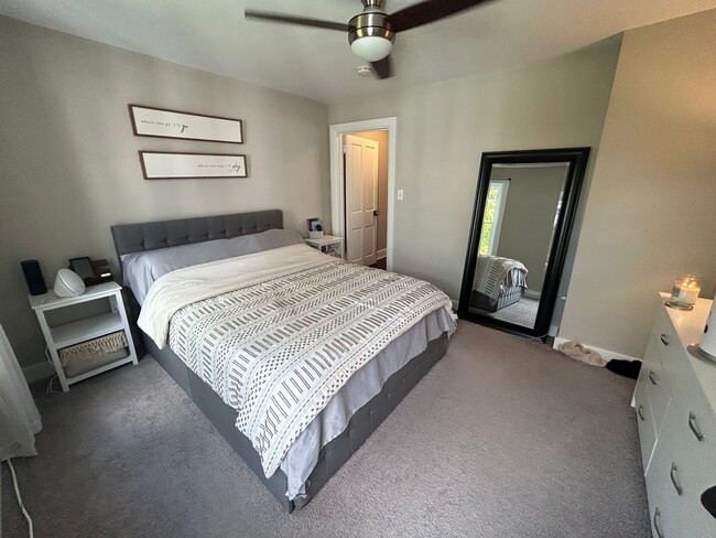 Building Photo - Now Leasing - Beautiful 3-bedroom, 1.5-bat...