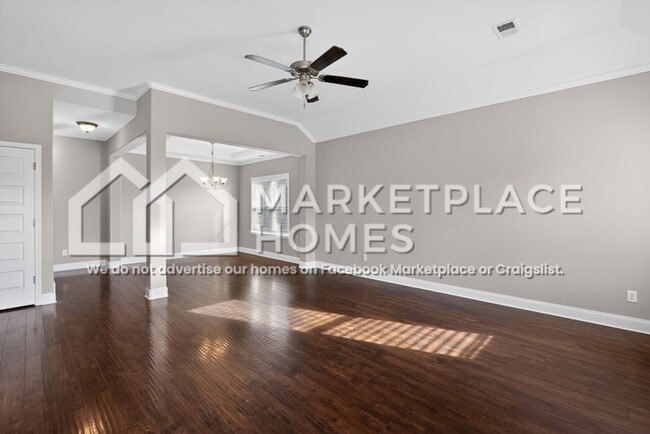 Building Photo - 8295 Blue Ridge Dr