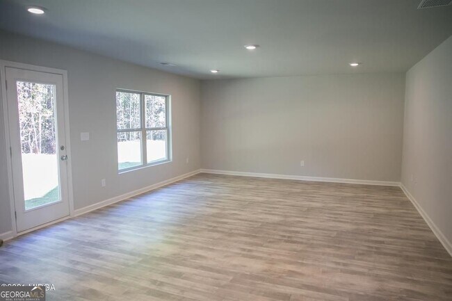 Building Photo - 178 Goodall Woods Dr