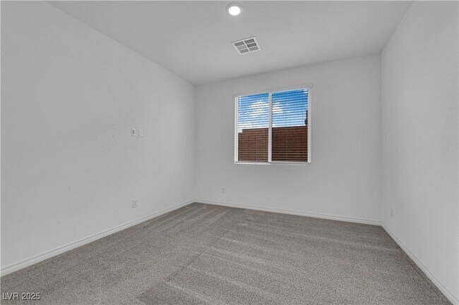 Building Photo - 195 Vander Rdg St