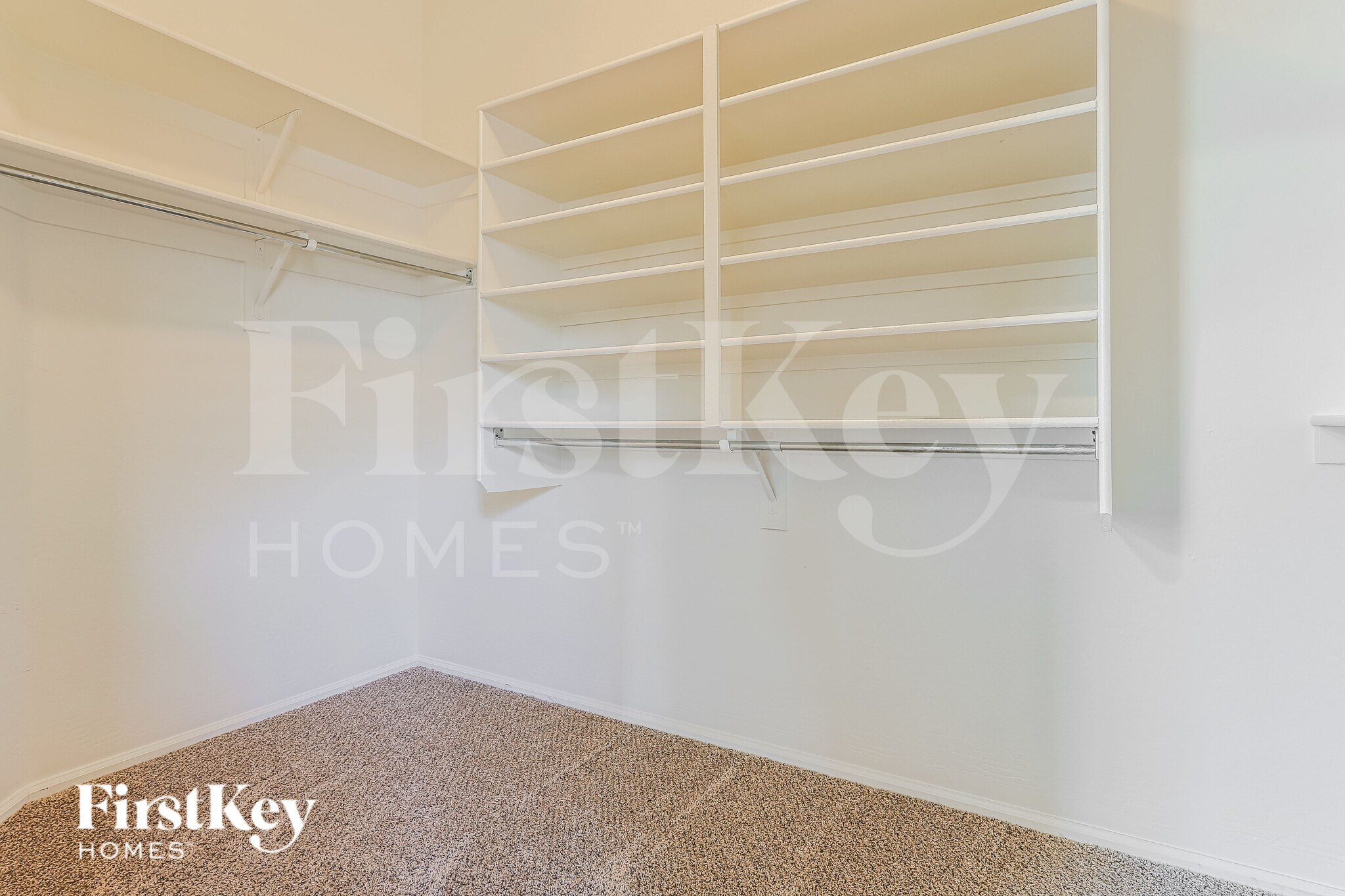 Building Photo - 4225 E Coal St