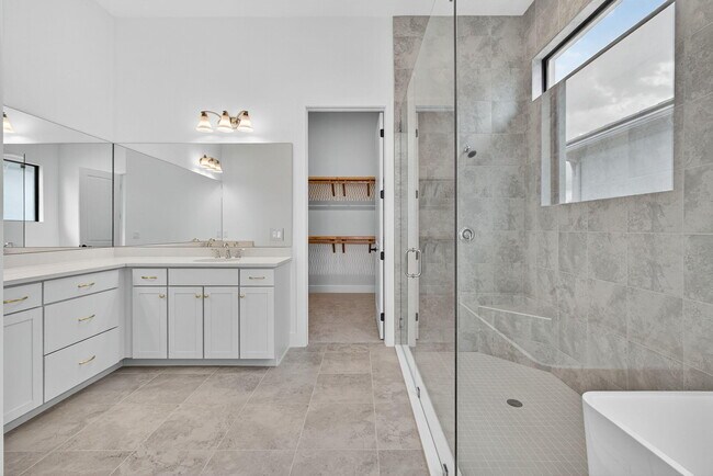 Building Photo - 9512 St Germain Dr