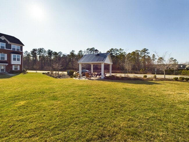 Building Photo - 537 Crofton Village Terrace