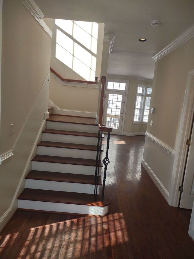 Building Photo - Spacious Raleigh Home with Detached Guest Suite Minutes from Downtown