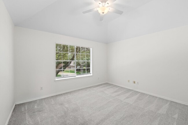 Building Photo - 2122 Hill Canyon Ct