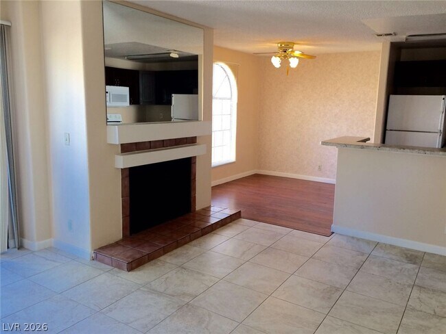 Building Photo - 2979 Juniper Hills Blvd