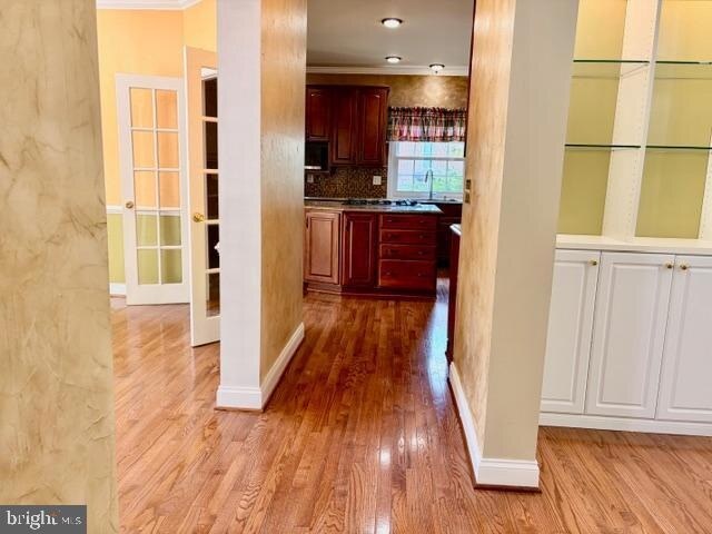 Building Photo - 9008 Doris Dr