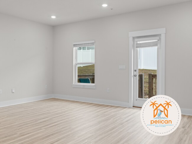 Building Photo - Modern 3-Bedroom Townhome in Gated Community