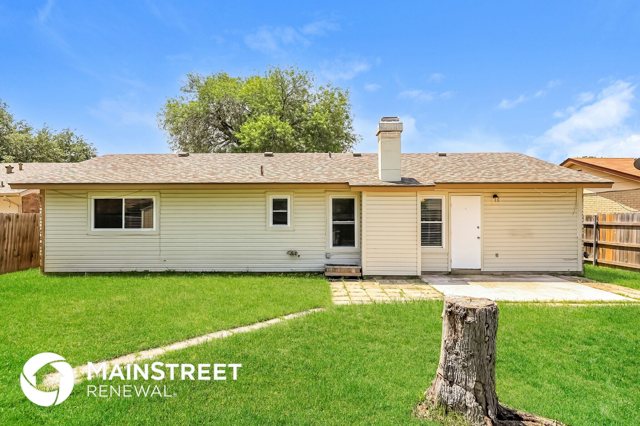 Building Photo - 9387 Valley Bend